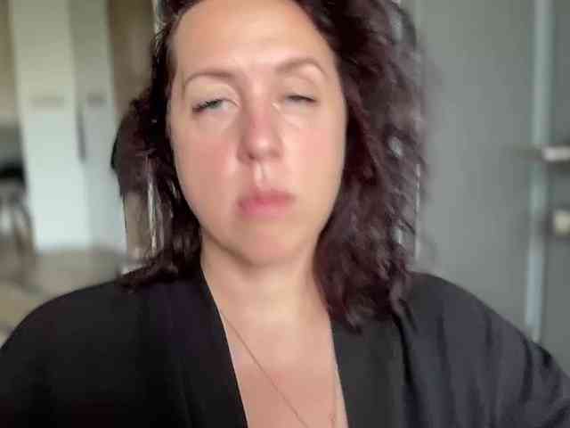 Hannahocean's cam show statistics and live stream