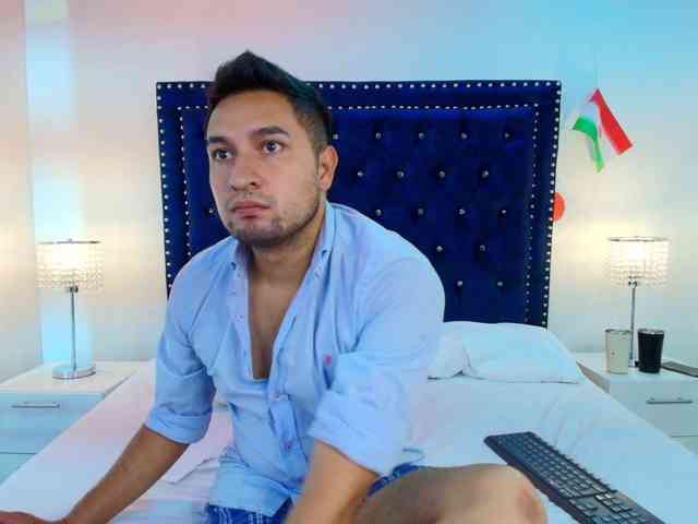 Alissa-Alann Sex Cam Show