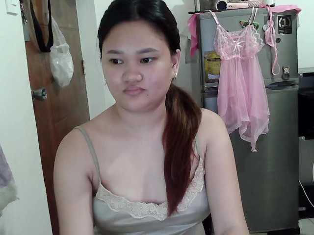 PeachyBabe live cam on BongaCams