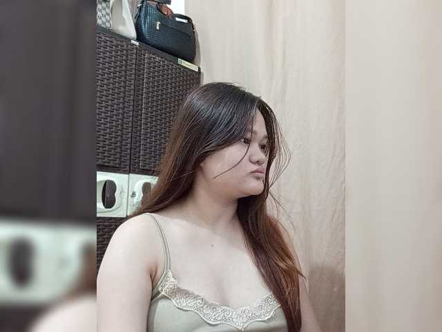 PeachyBabe live cam on BongaCams
