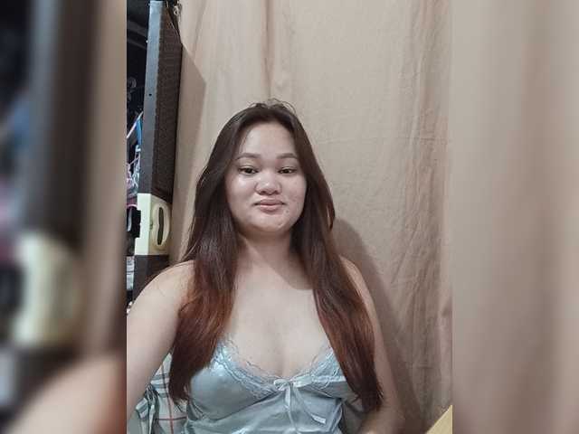 PeachyBabe live cam on BongaCams