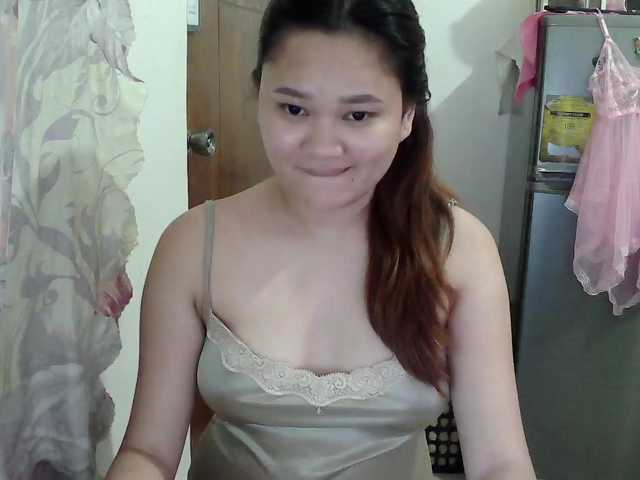 PeachyBabe live webcam show