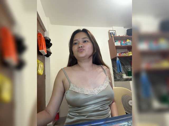 PeachyBabe live cam on BongaCams