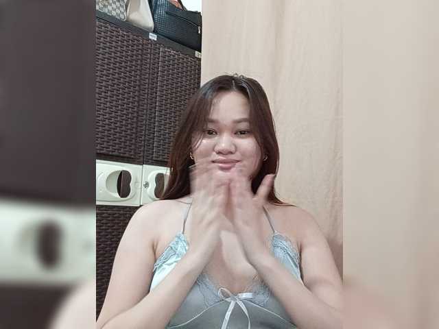 PeachyBabe live cam on BongaCams