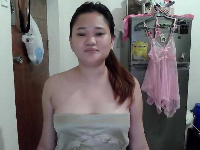 PeachyBabe live webcam show