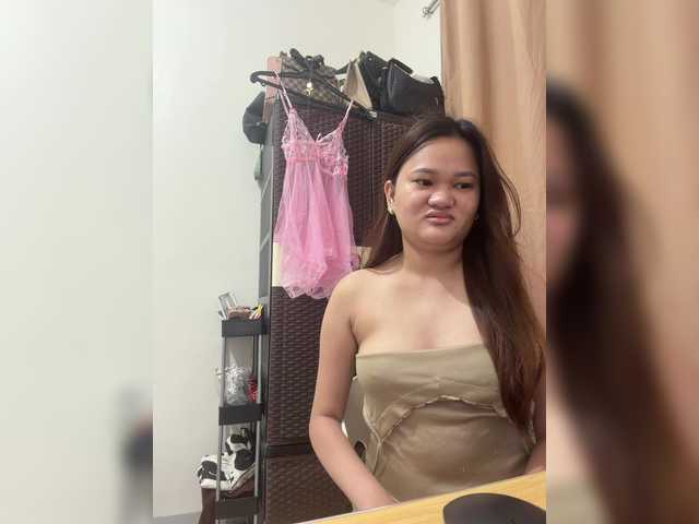 PeachyBabe live webcam show