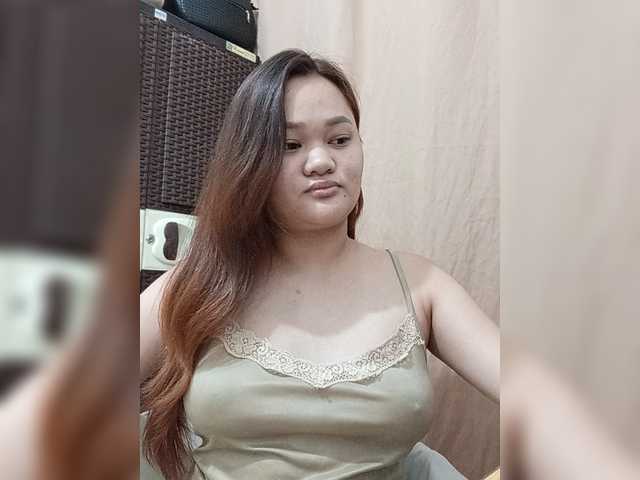 PeachyBabe live cam on BongaCams