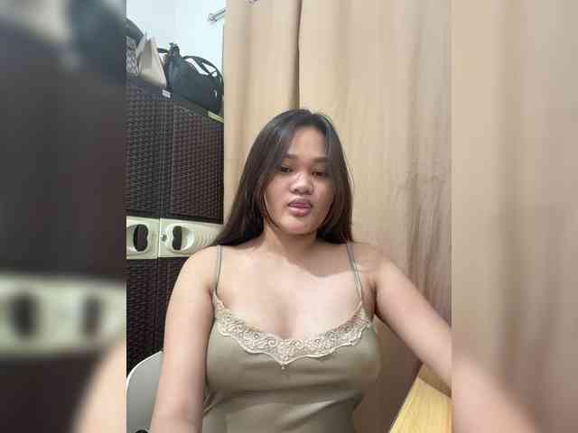 PeachyBabe webcam