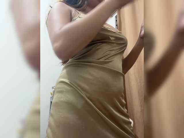 PeachyBabe webcam