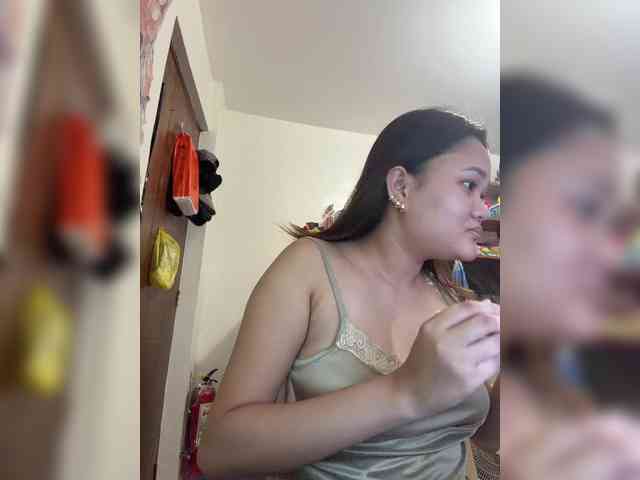 PeachyBabe webcam