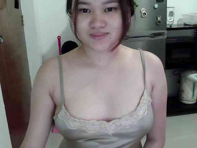 PeachyBabe webcam