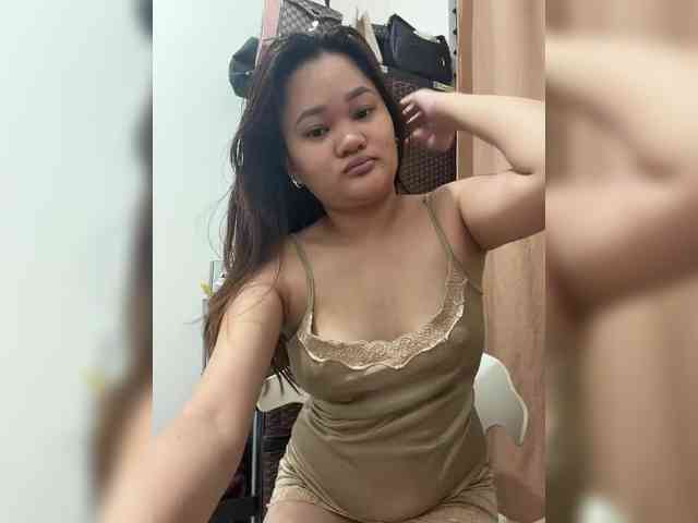PeachyBabe webcam