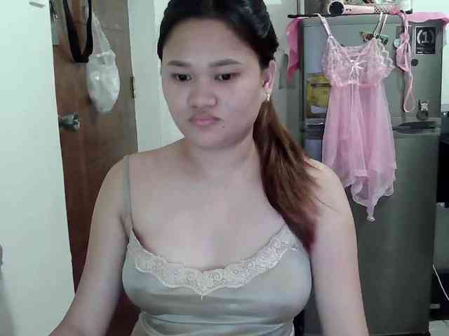 PeachyBabe webcam