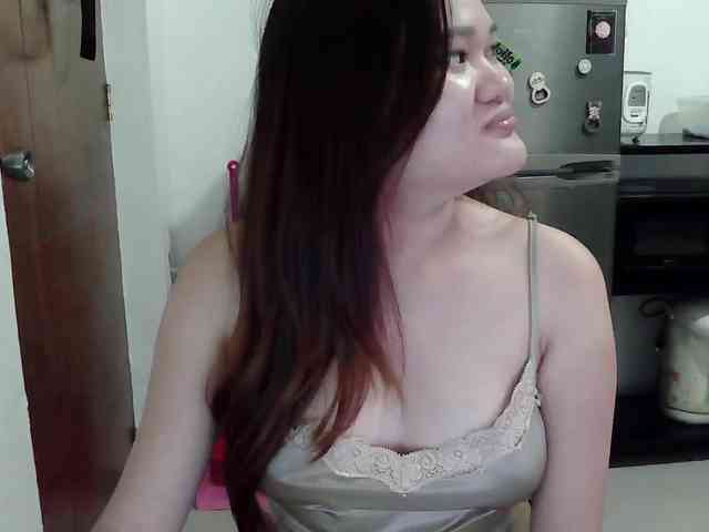 PeachyBabe webcam