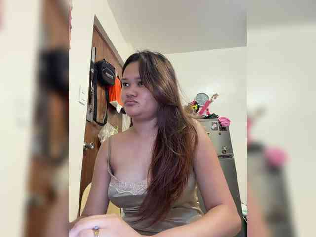 PeachyBabe webcam