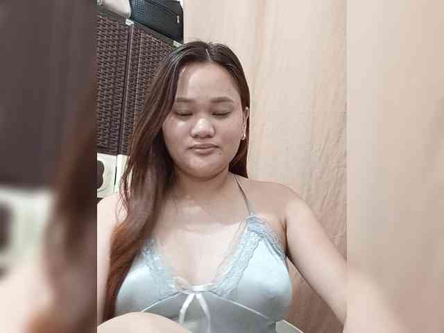 PeachyBabe webcam