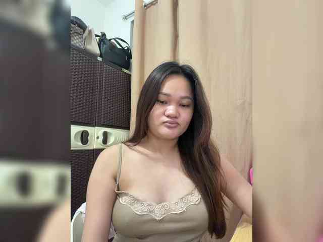 PeachyBabe webcam