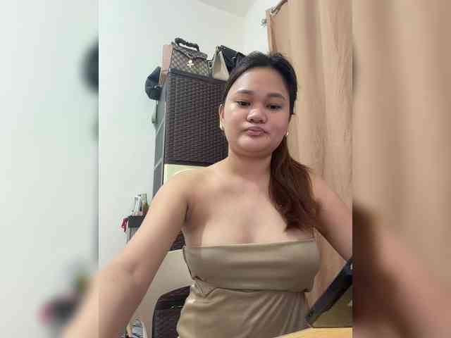 PeachyBabe webcam