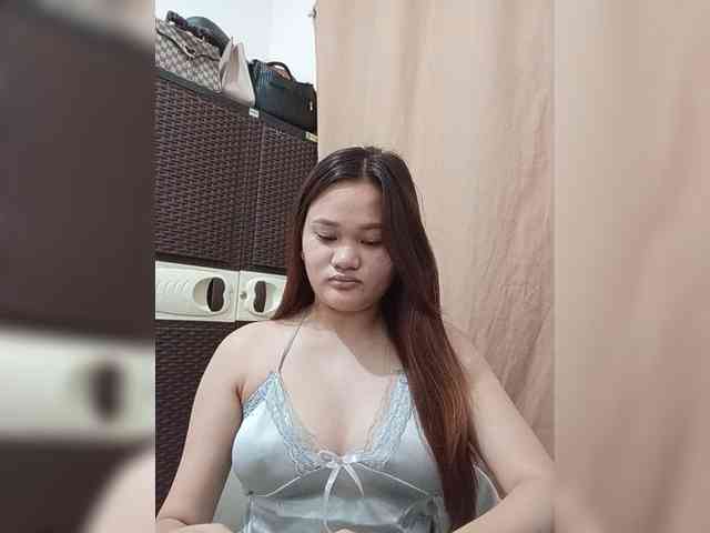 Model: PeachyBabe