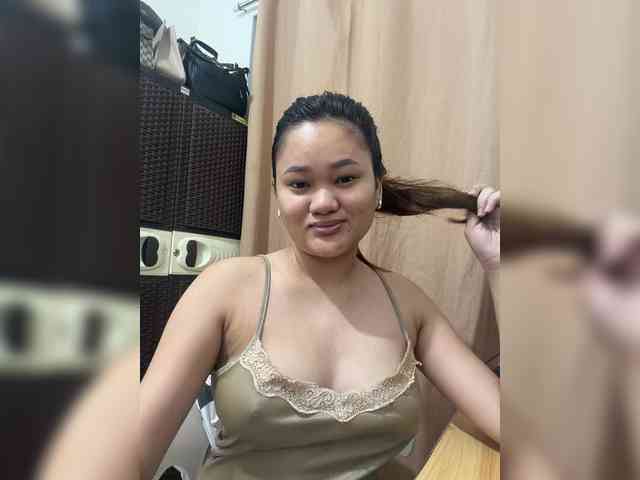 PeachyBabe webcam