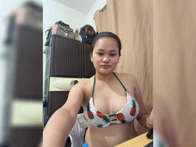 PeachyBabe webcam
