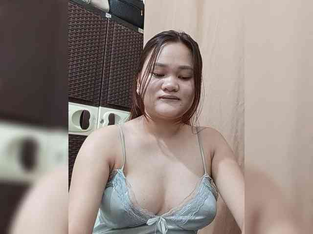 PeachyBabe webcam