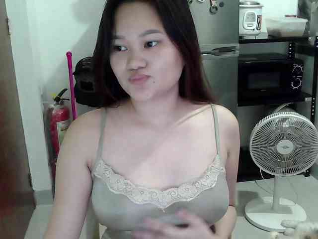PeachyBabe PeachyBabe