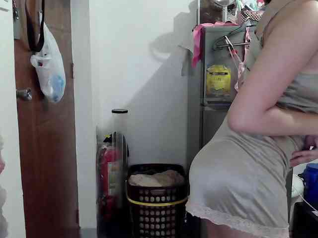 PeachyBabe webcam