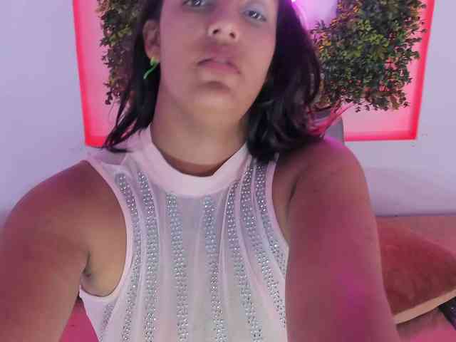 Sabrinaspelman webcam