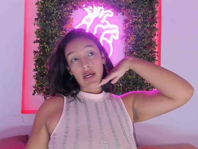 Sabrinaspelman webcam