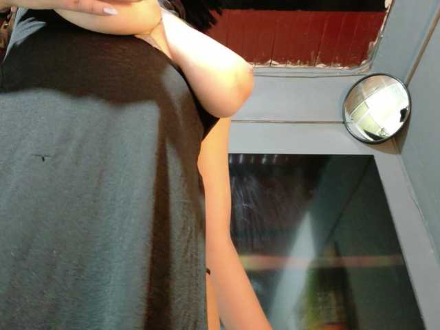 Medusa03 live cam on BongaCams