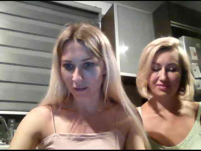 liza-viki8292 webcam