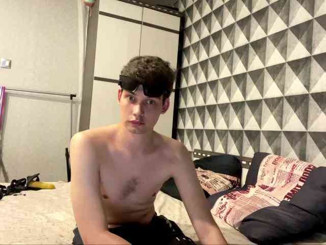 GoldenNight40 Sex Cam Show