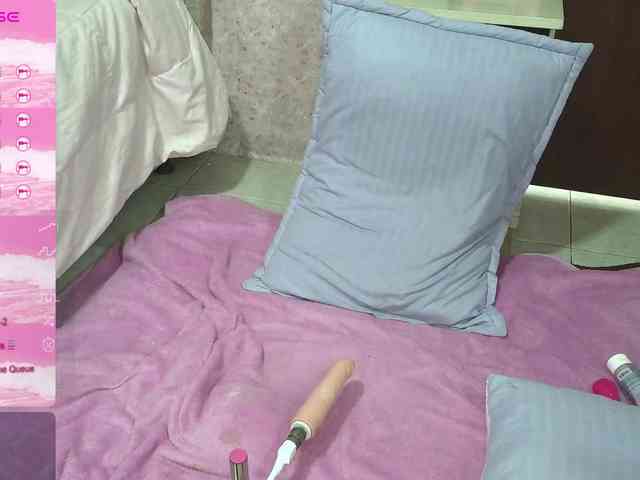 cutiemoon webcam