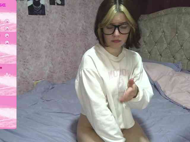 cutiemoon webcam
