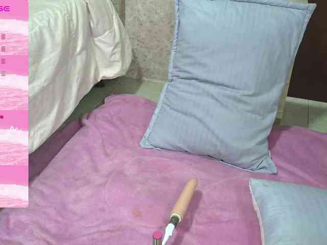 cutiemoon webcam