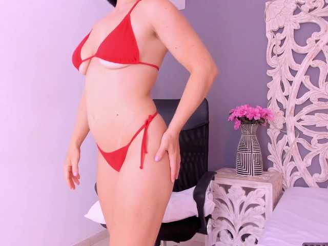 KarinaVega live webcam show