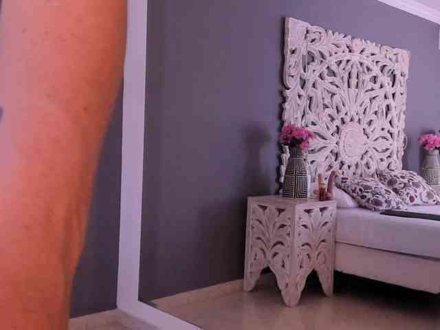 KarinaVega webcam