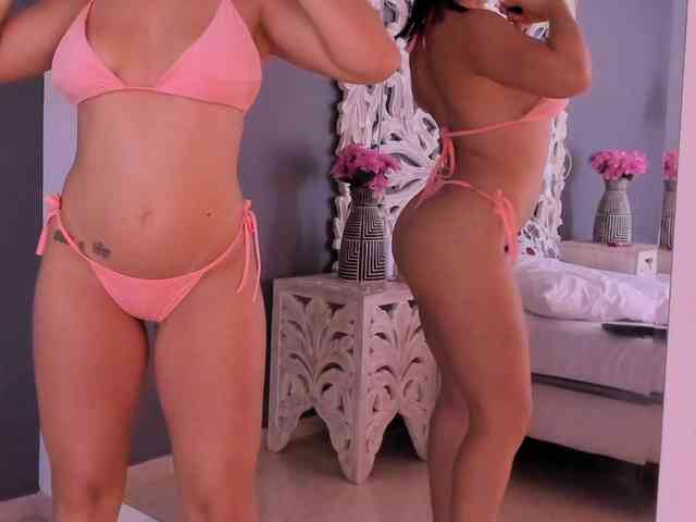KarinaVega webcam