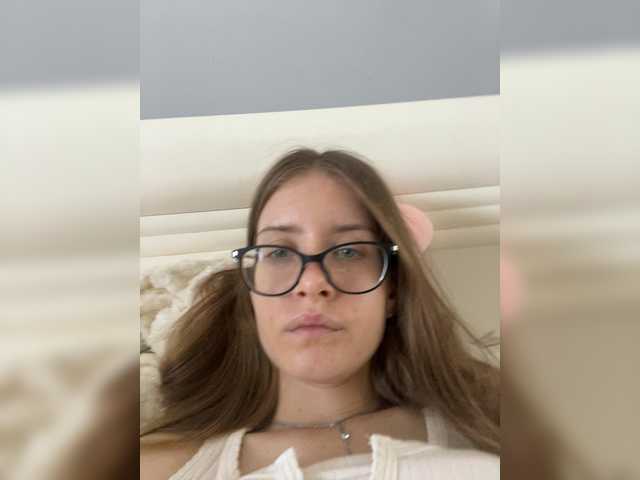 Luxxxuu live cam on BongaCams
