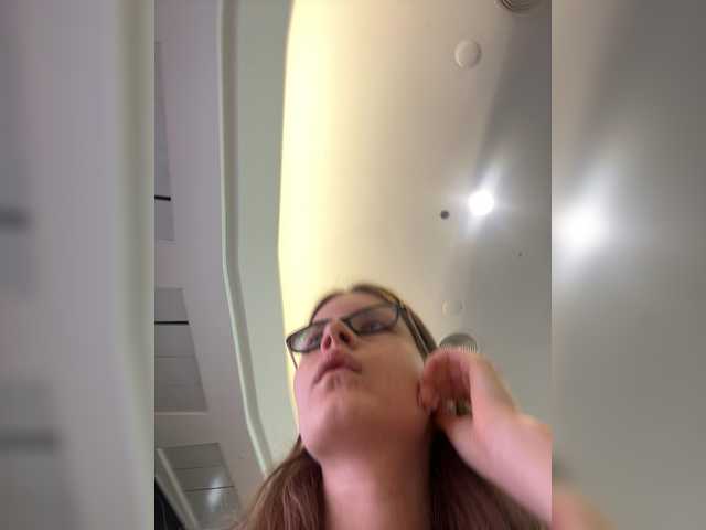Luxxxuu live cam on BongaCams