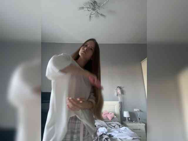 Luxxxuu webcam