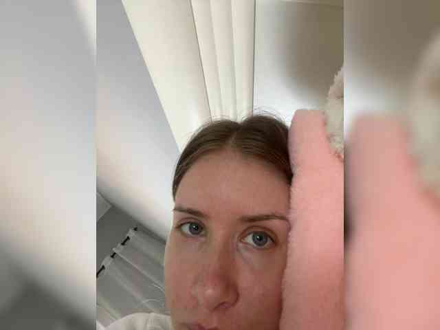 Luxxxuu webcam