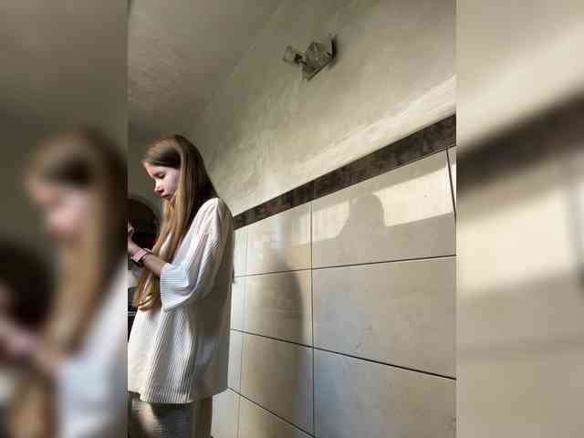 Luxxxuu webcam