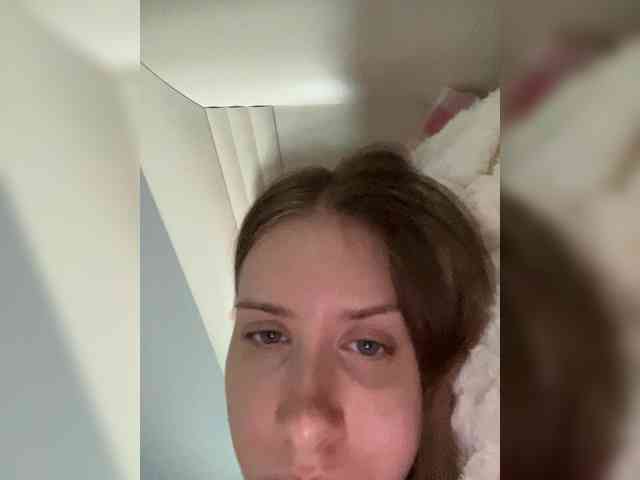 Luxxxuu webcam