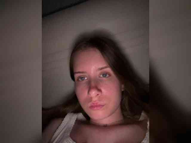 Luxxxuu webcam