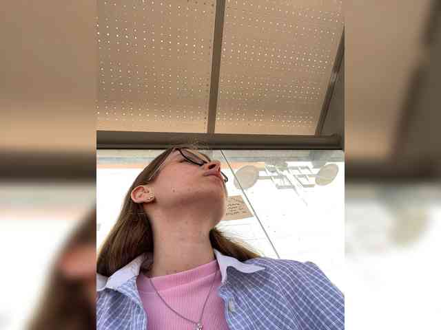 Modelo: Luxxxuu