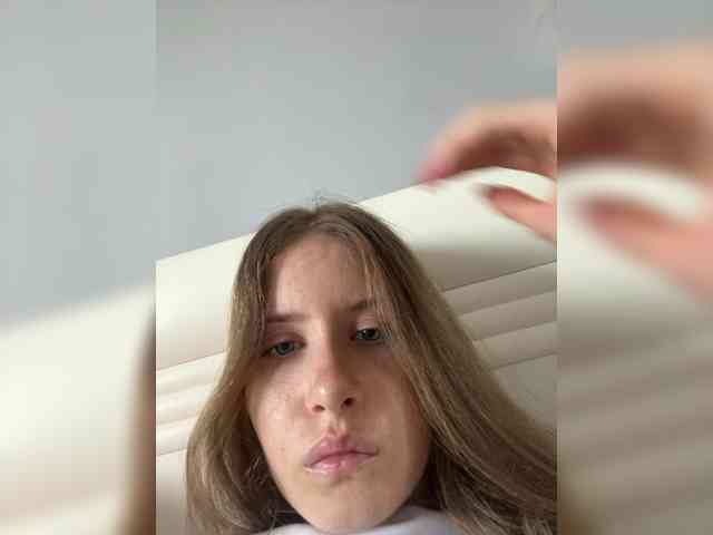 Luxxxuu webcam