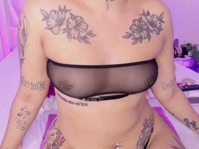 Marystxr1 live cam on BongaCams