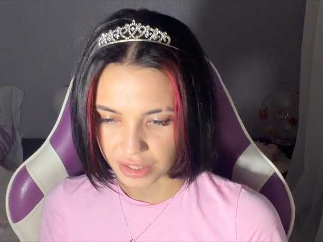 LaMiraPic live cam on BongaCams